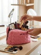 Girl-Boss pouch
